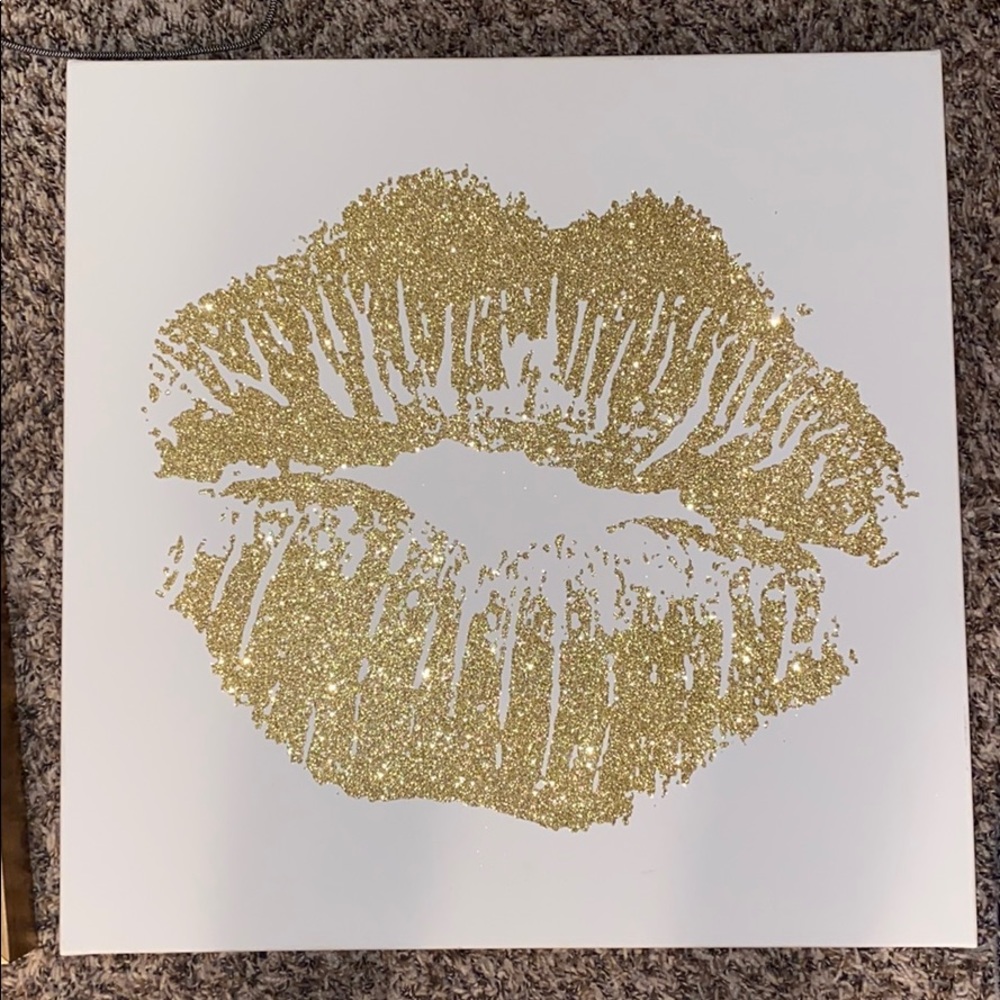 Kiss Lips Wall Art 18x20